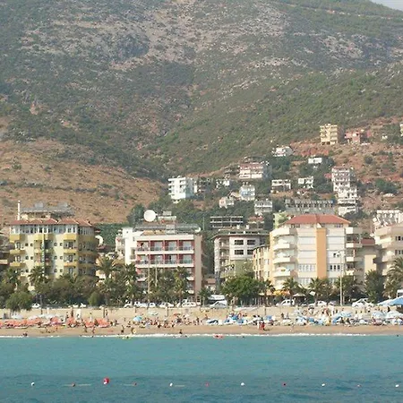 Ξενοδοχείο Balik Αλάνια